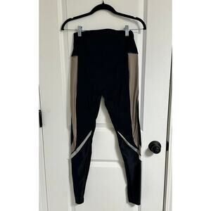 ⚡️ Vintage ALO Leggings – Black w/ White & Gold Accents | M | 28” Inseam ⚡️